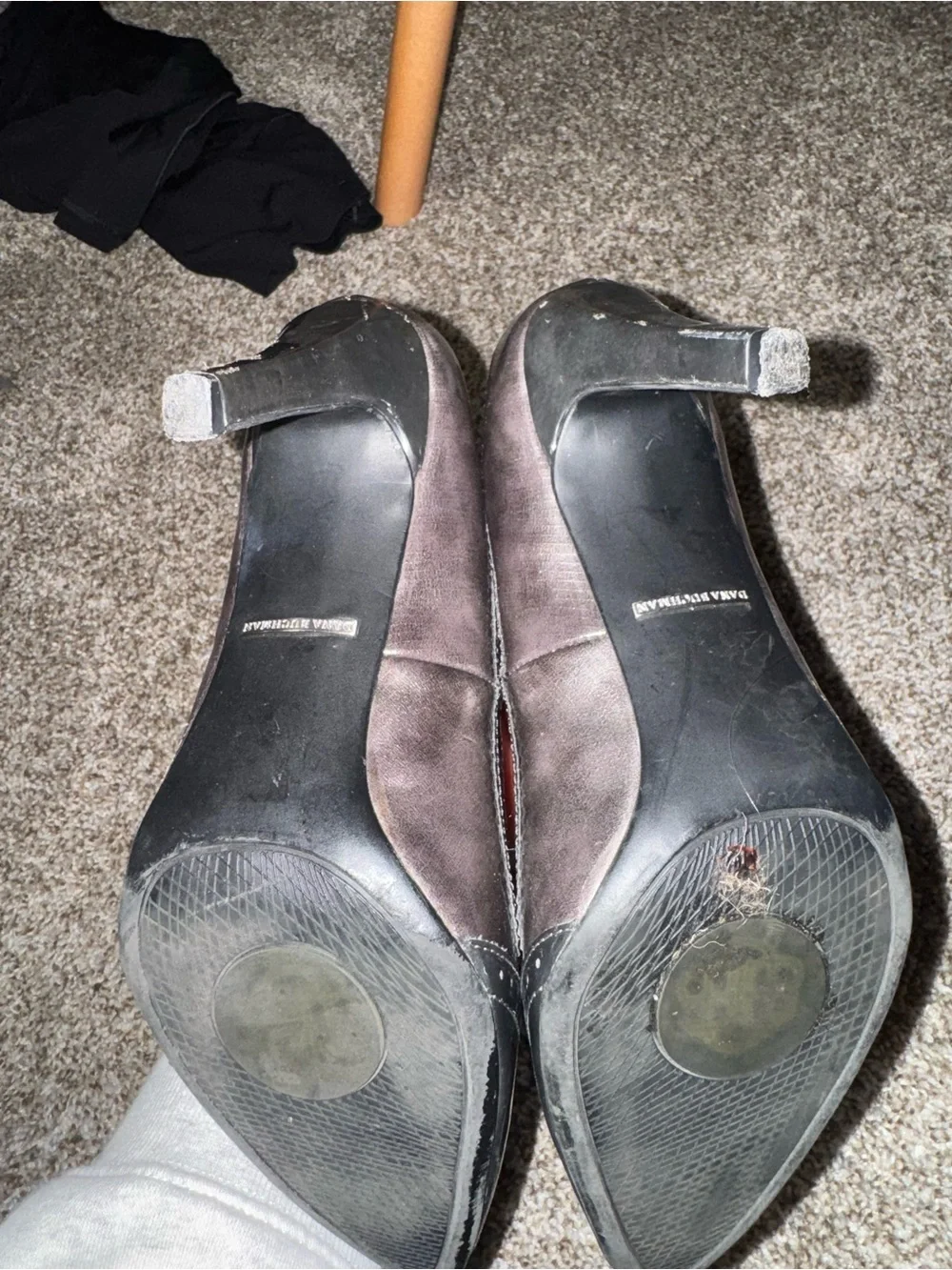 Dana Buchman Kourtney Badger Grey Oxford Mary Jane Heels